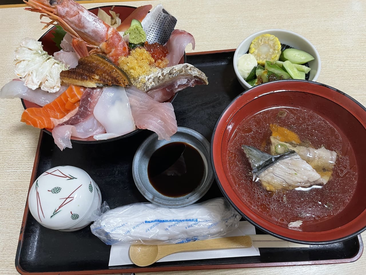 福源　海鮮丼定食